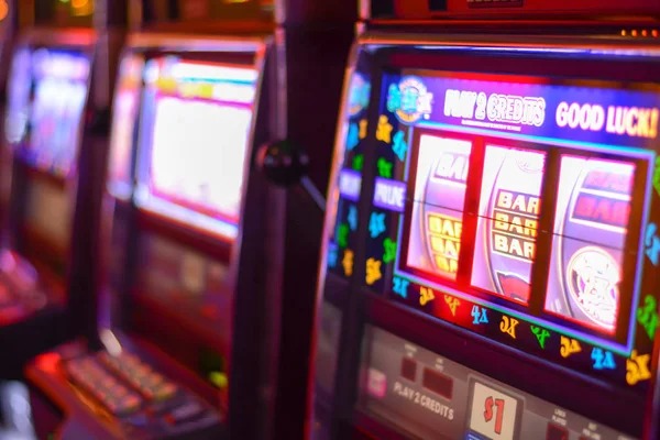 ign88 platform interface showing slot games, live tables, and sportsbook markets